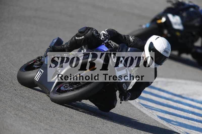 /Archiv-2024/02 29.01.-02.02.2024 Moto Center Thun Jerez/Gruppe schwarz-black/177